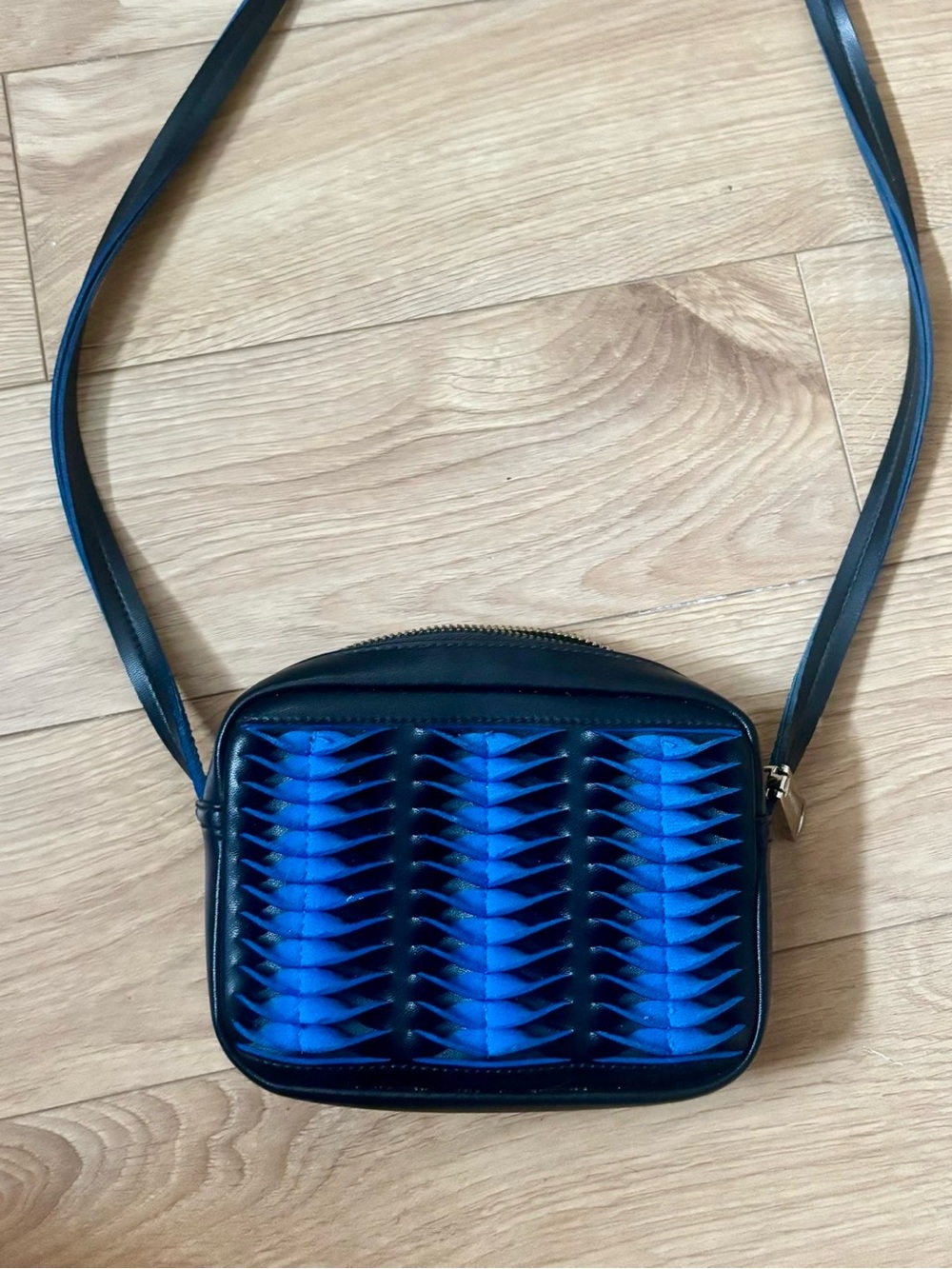 Steve Madden Textured Crossbody Bag – Cobalt Blue & Black